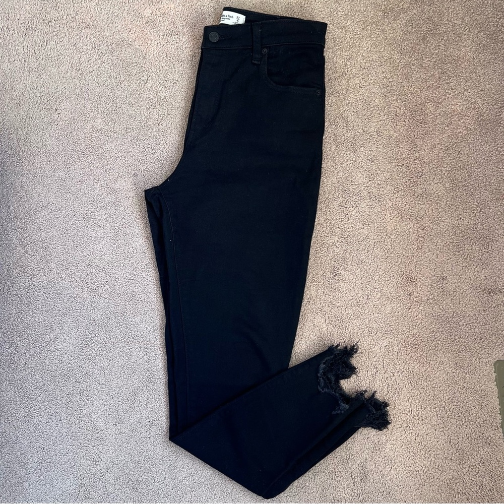 Abercrombie & Fitch | The Super Skinny Ankle High Rise Jean | Black | W 4/ 27 R